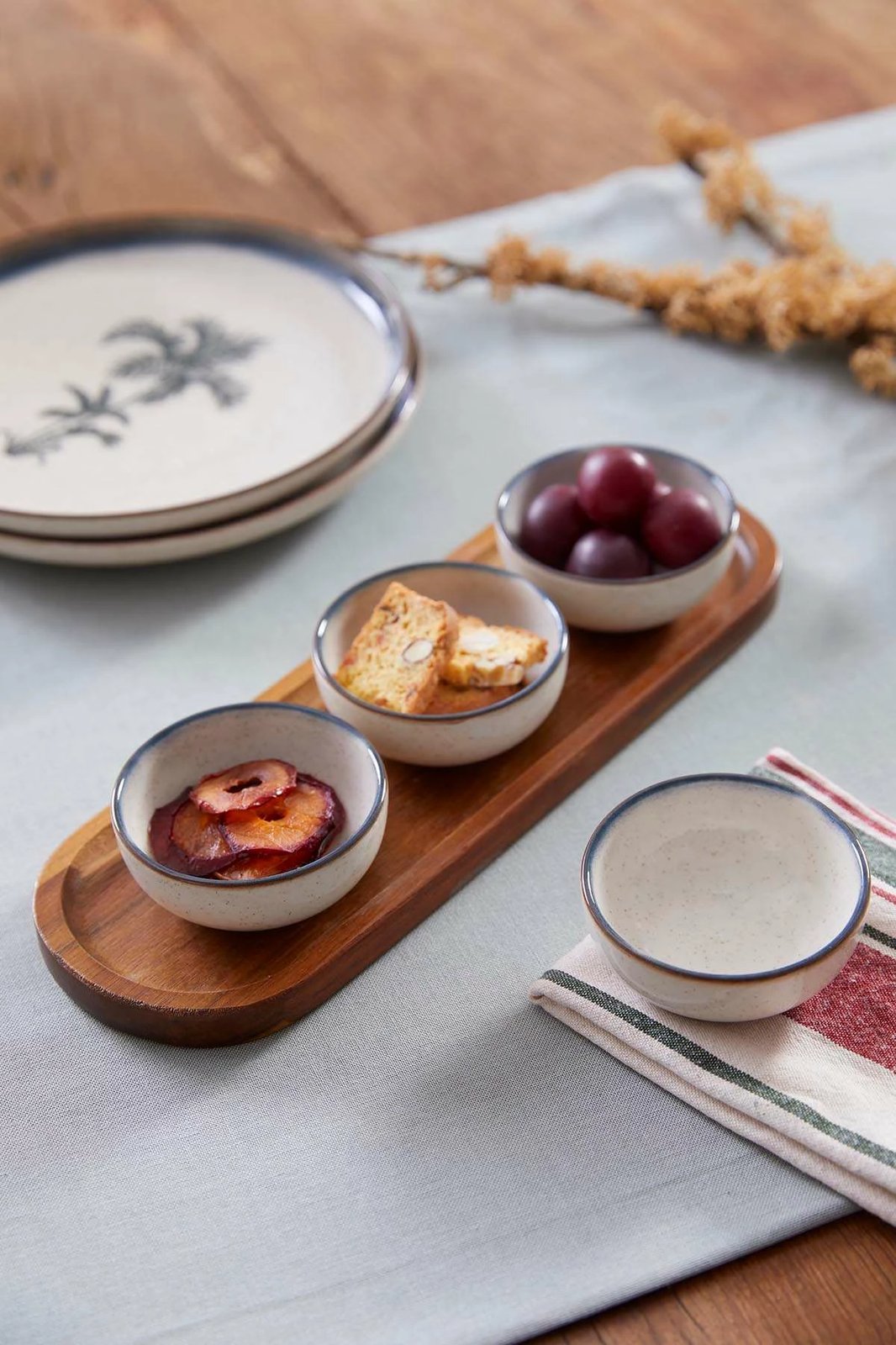 Set 4 pjese tasash porcelani, ngjyrë kaltër, Hermia Concept, NPMUL08KSS4880794