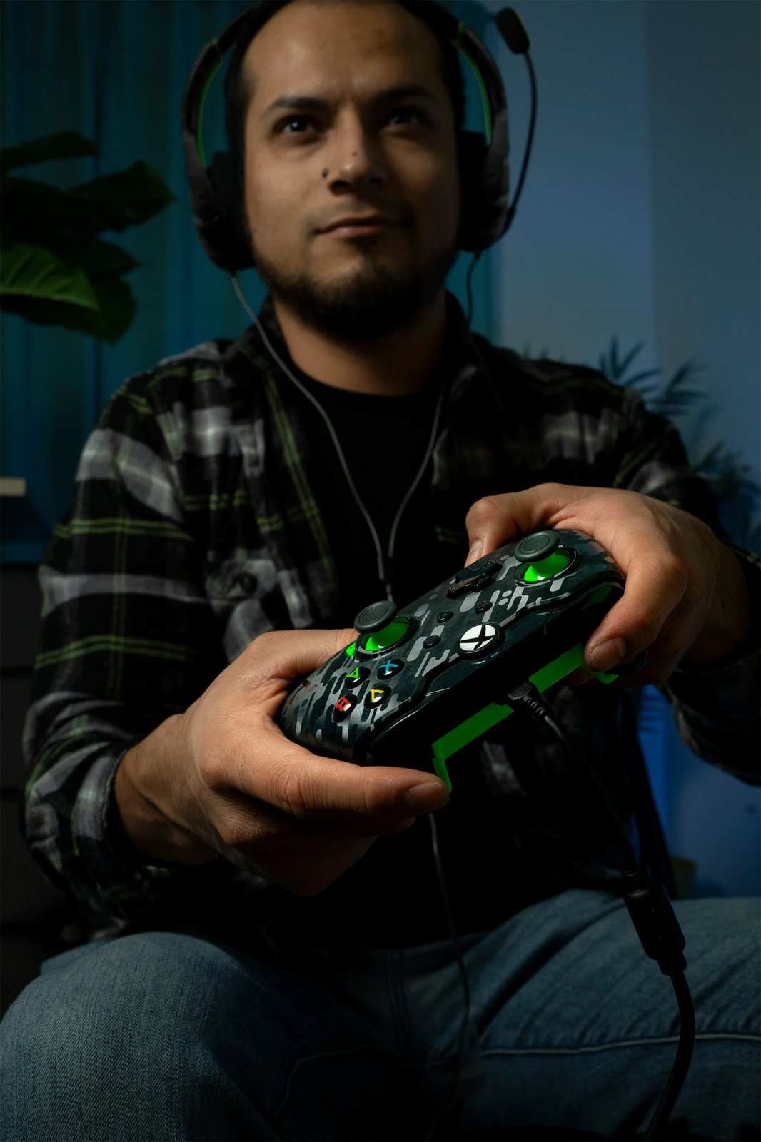 Gamepad PDP Neon Carbon, Xbox, Windows 10/11, Wired, USB, Karbon, Gjelbër Gamepad PDP Neon Carbon, Xbox, Windows 10/11, Wired, USB, Karbon, Gjelbër