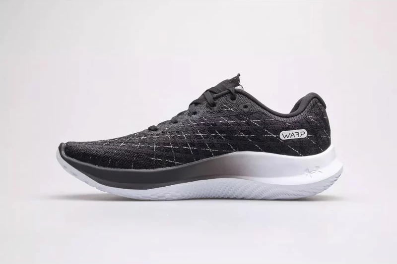 Atlete për meshkuj Under Armour, të zezë
