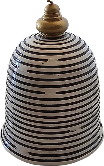 Këmbanë dekorative Lucky Charm 2025, polirezine, e zezë, e bardhë, ari, 10x10x12cm