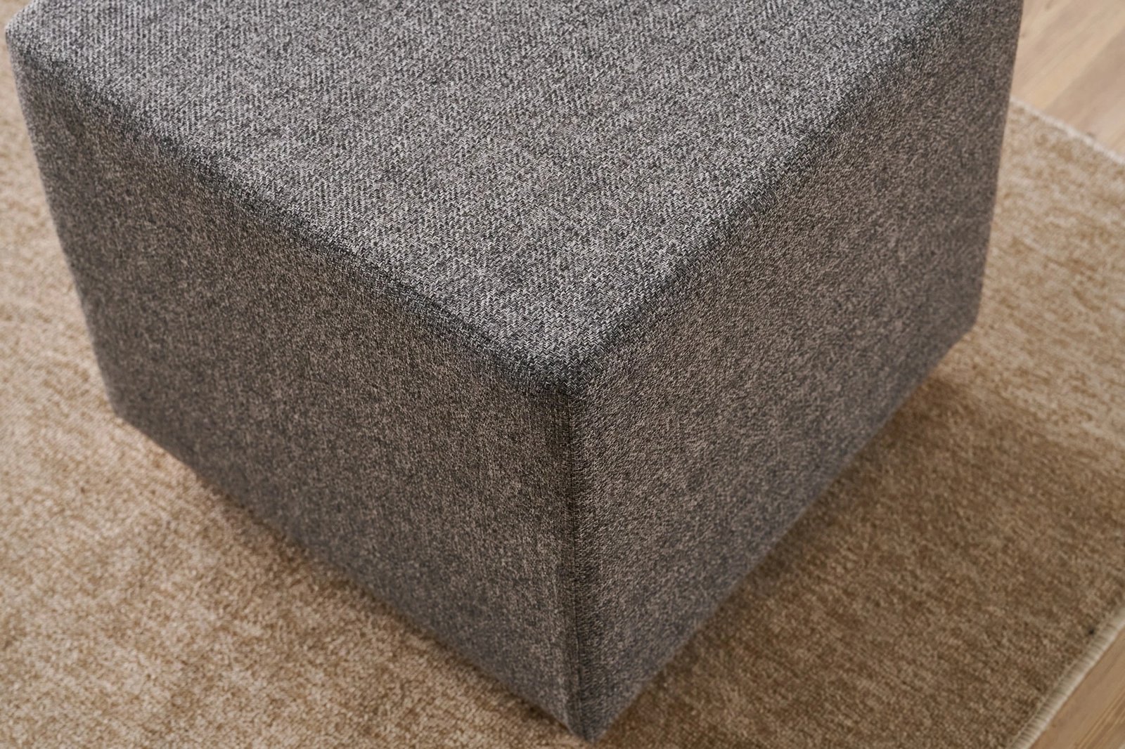 Puf Atelier del Sofa, ngjyrë antracit, Olimpos