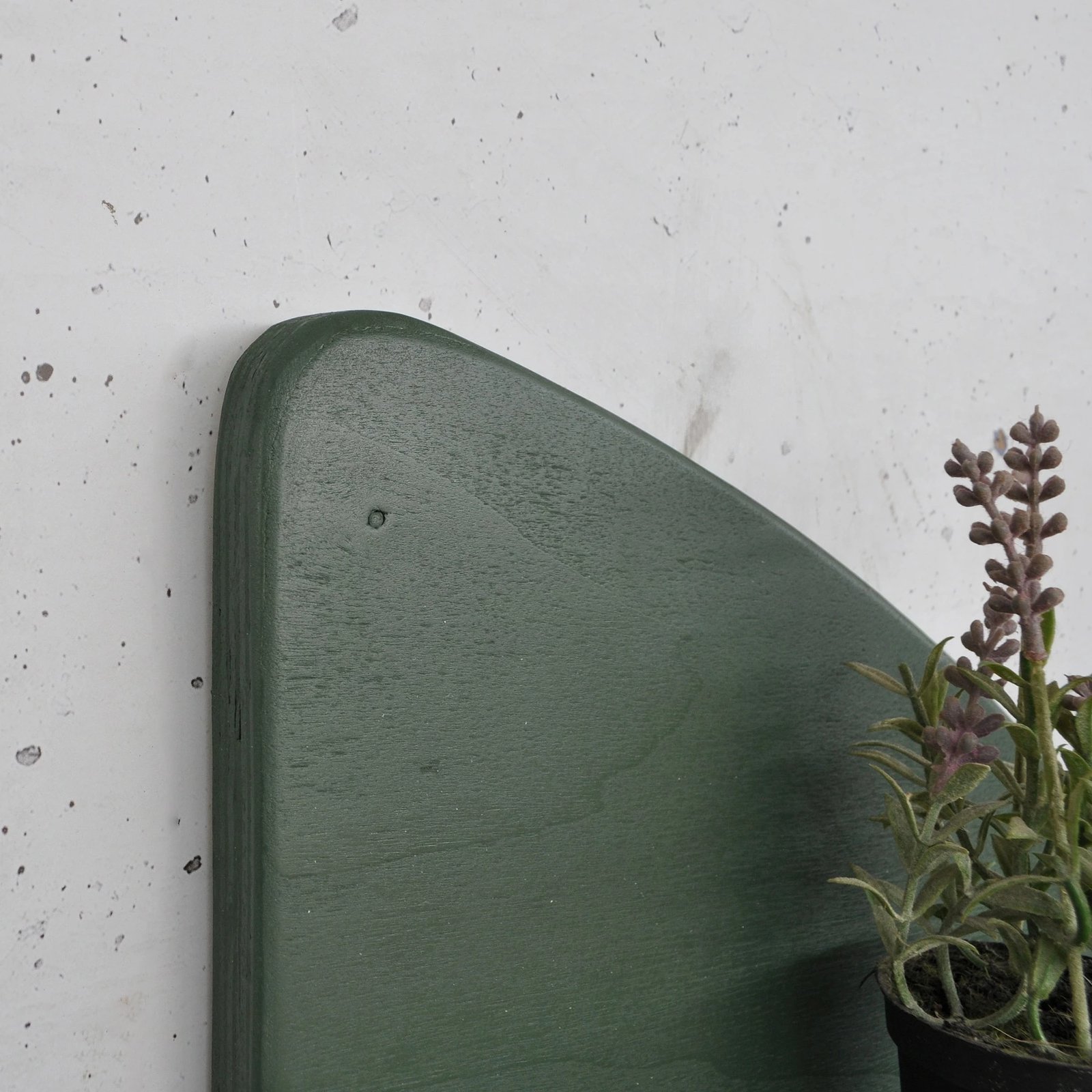 Raft dekorativ prej druri për mur, ngjyrë e gjelbër e errët, Skye Decor, Meh227