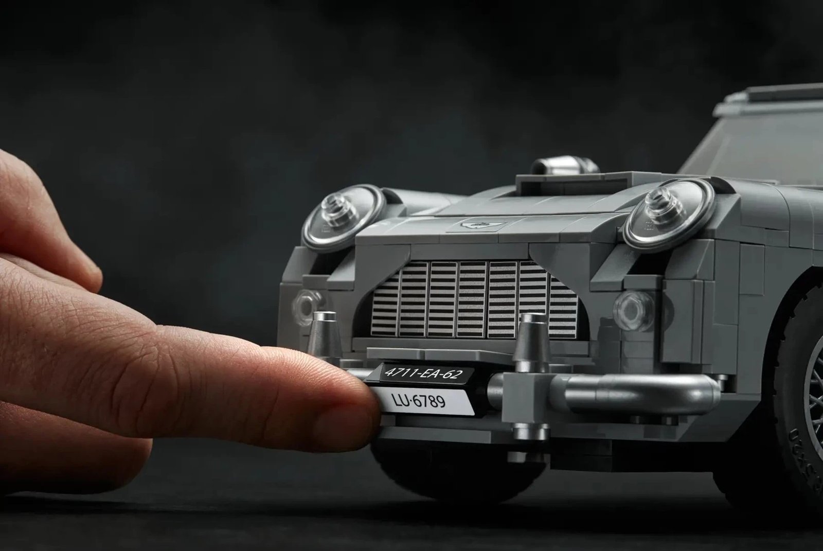 Set LEGO Creator Expert 10262 James Bond Aston Martin DB5 Set LEGO Creator Expert 10262 James Bond Aston Martin DB5