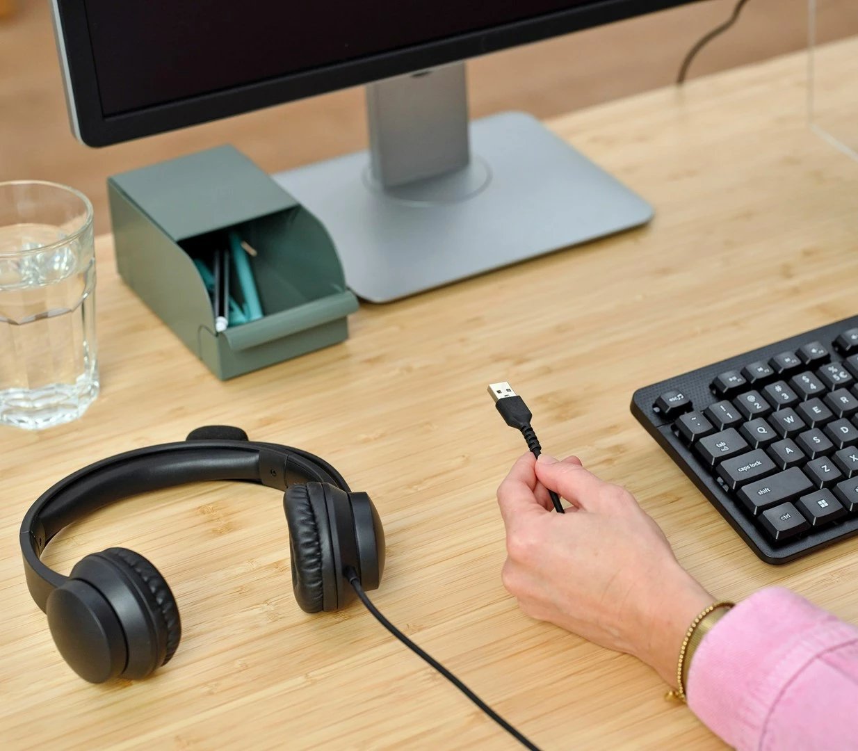 Kufje Trust HS-201 me mikrofon, USB Type-A, e zezë