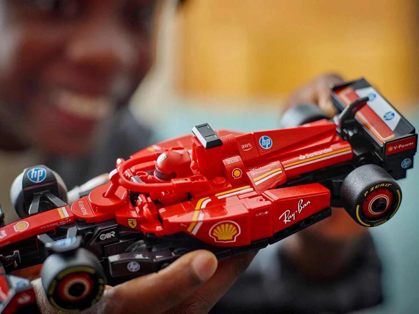 Lego Ferrari SF-24 F1, Set 275 pjesë, Kuqe