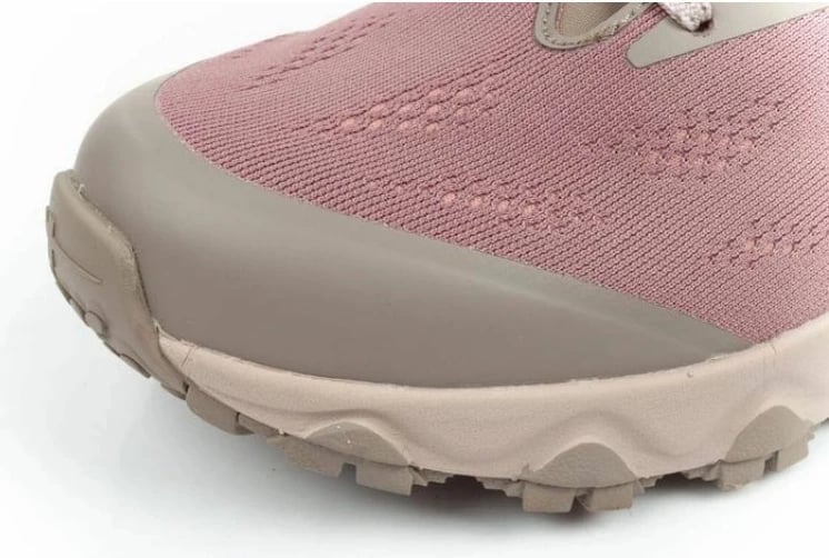 Atlete femra Tamaris, vjollce