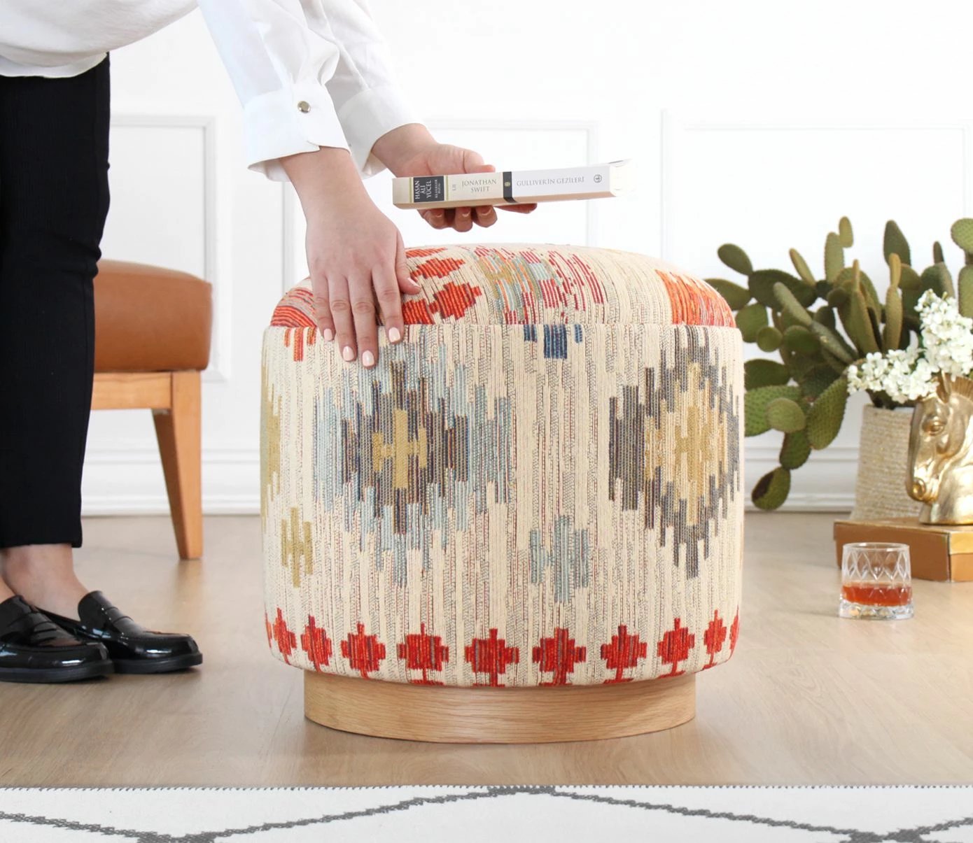 Puf Atelier del Sofa, ngjyrë krem