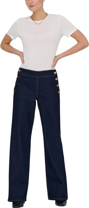 Xhinse Jacqueline De Yong femra, të kaltra