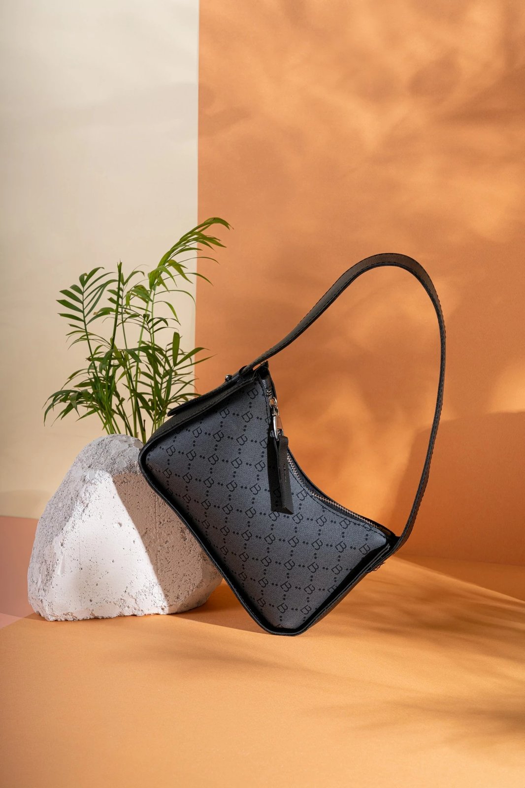 Çantë shpine Lucky Bees, 1296, gri, e zezë