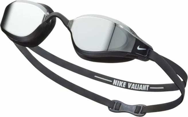 Syze noti Nike për të gjithë, të zeza