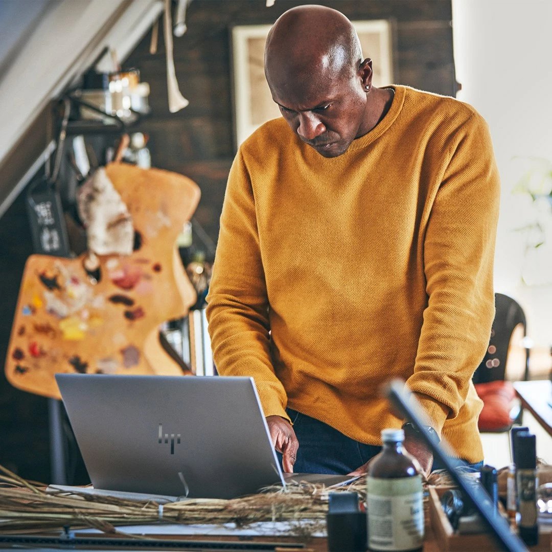 Laptop HP Studio G11 Ultra 7 165H, 16" WUXGA, 64GB RAM, 2TB SSD, RTX 3000, Gri