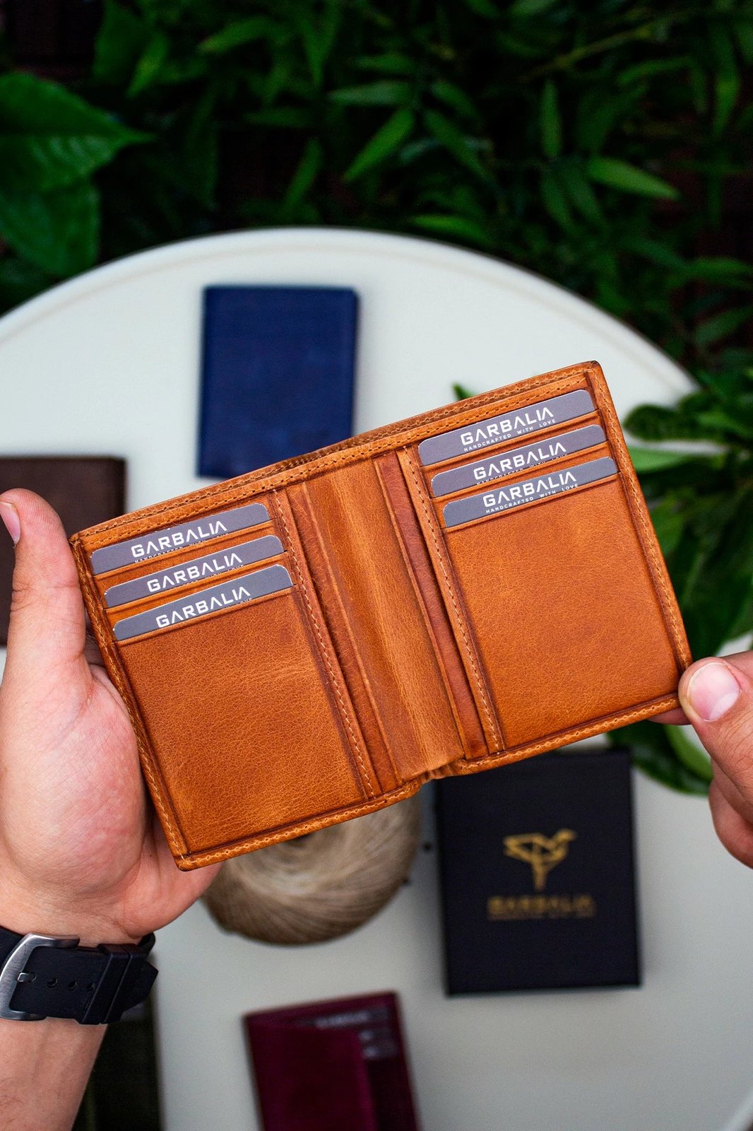 Mbajtës kartelash lëkure, ngjyrë tan, Zoozie Bags, Utah