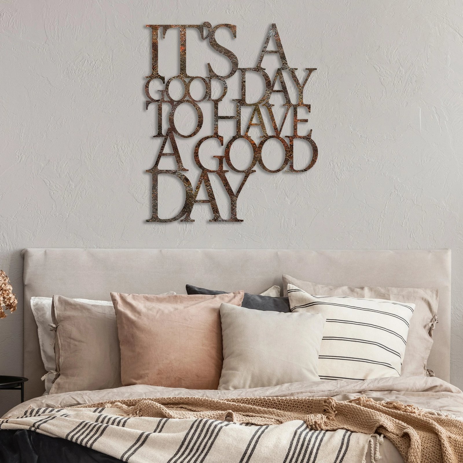 Aksesor dekorativ metalik për mur Wallity, ngjyrë antike, Have a Good Day