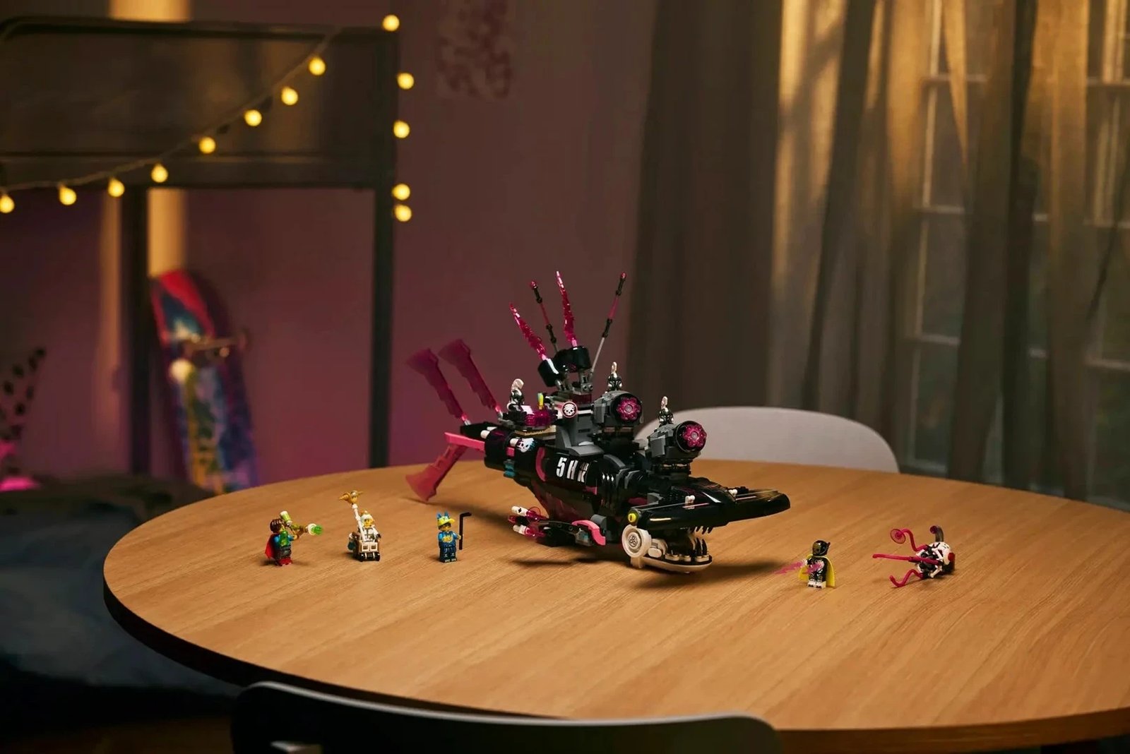 Set LEGO DREAMZzz 71500 Nightmare Shark Submarine, 5 minifigura, për fëmijë 9+ vjeç