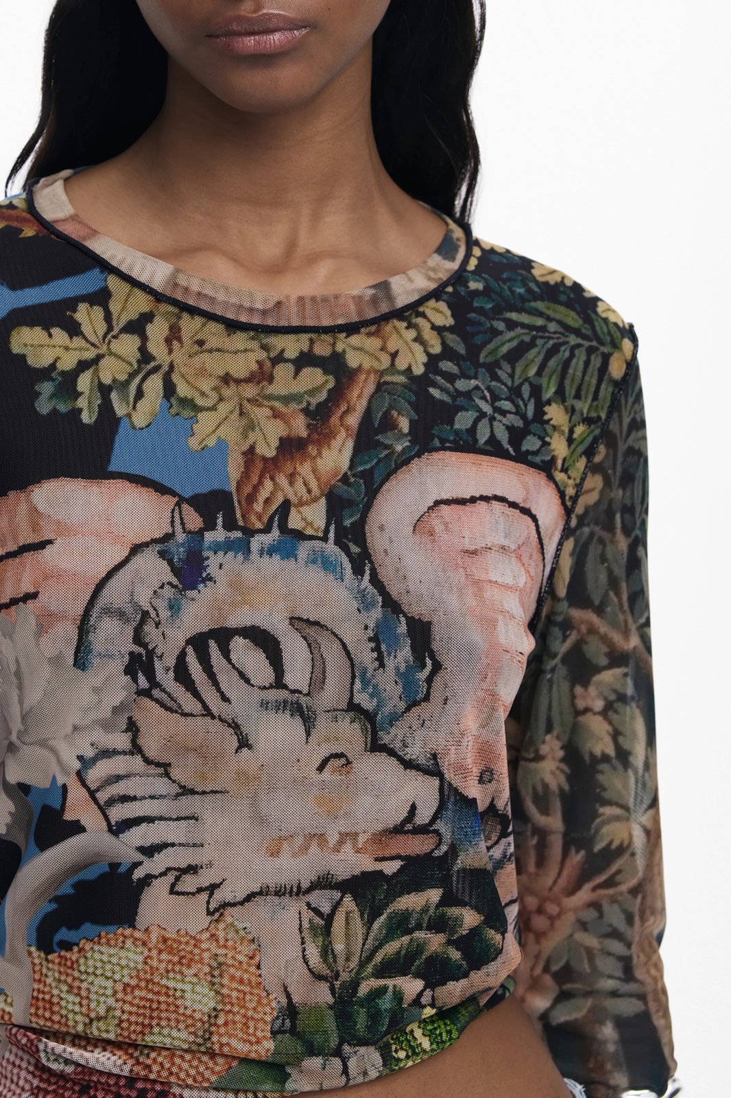 Maicë për femra DESIGUAL, e zezë