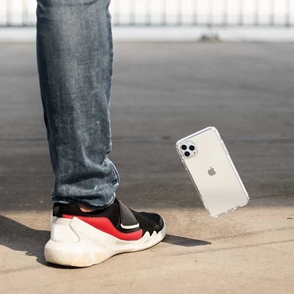 Mbështjellës UNIQ LifePro Tinsel për iPhone 11 Pro, i zi me shkëlqim