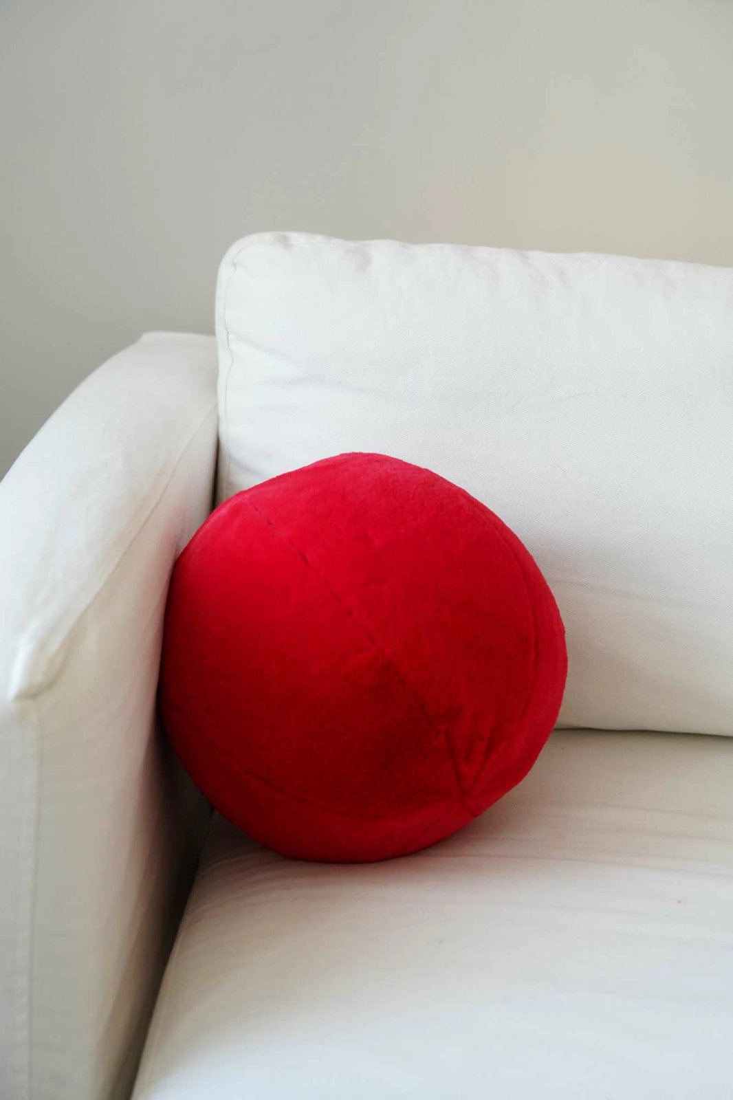 Jastëk dekorativ, ngjyrë e kuqe, Evila Originals, Pelus Top