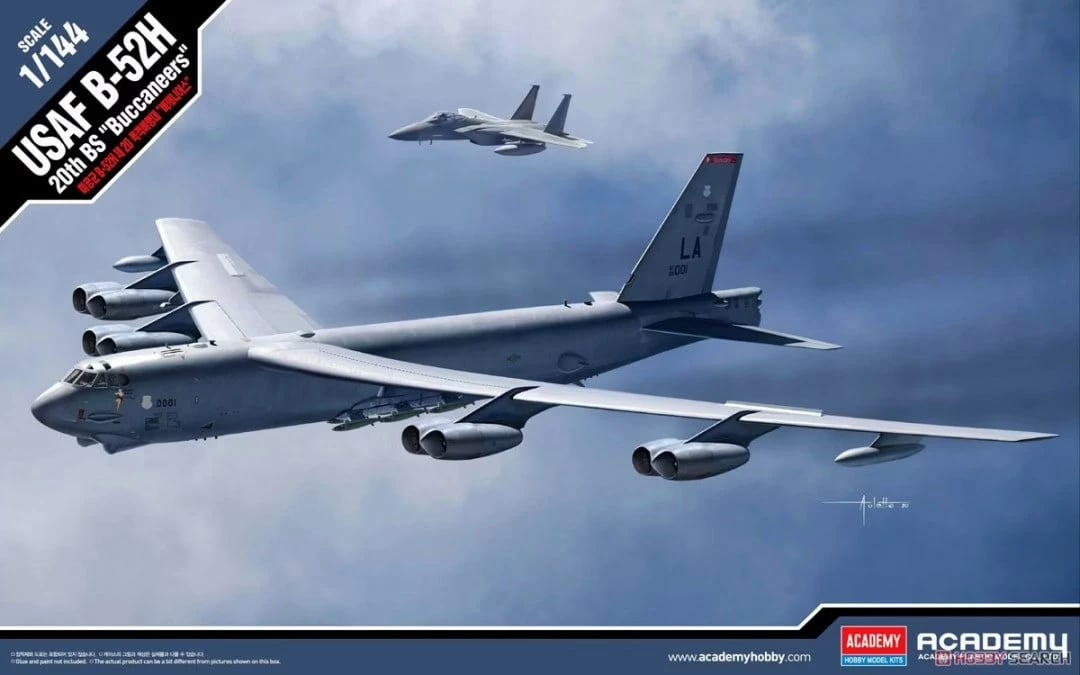 Model plastik aeroplani Academy USAF B-52H 20th BS Buccaneers, 1:144