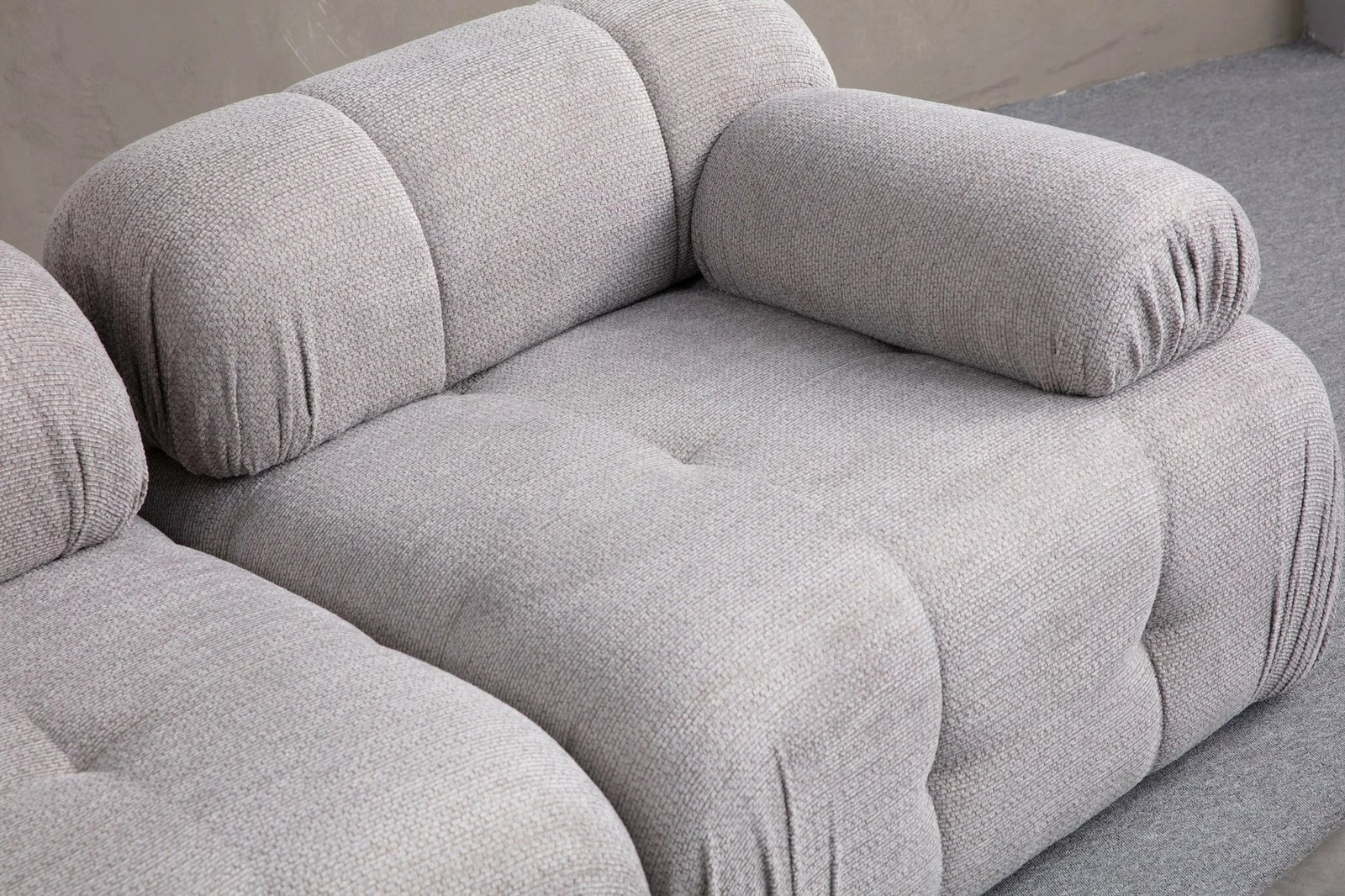 Kënd-sofë Atelier del Sofa Petite 2, ngjyrë gri e çelët