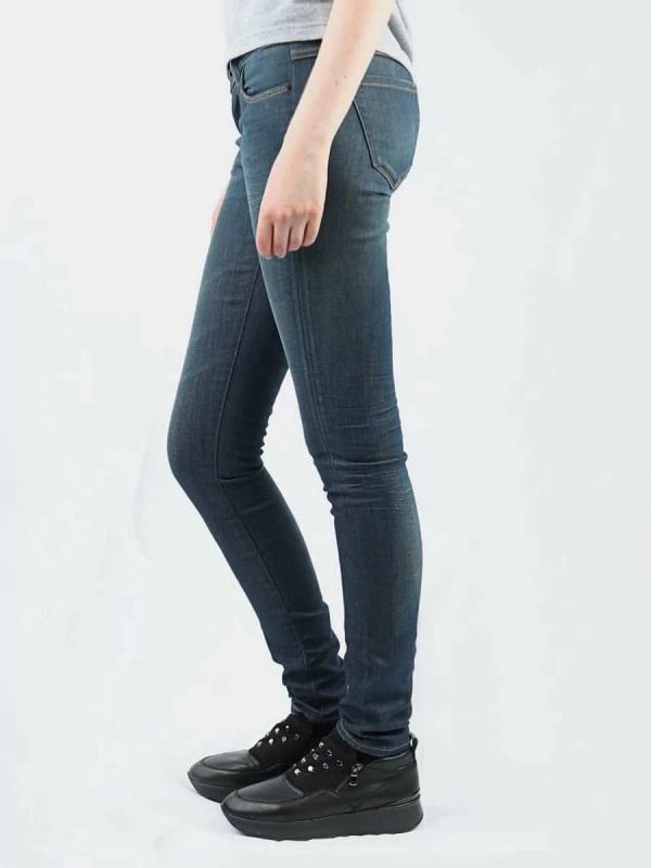 Pantallona xhins Guess femra