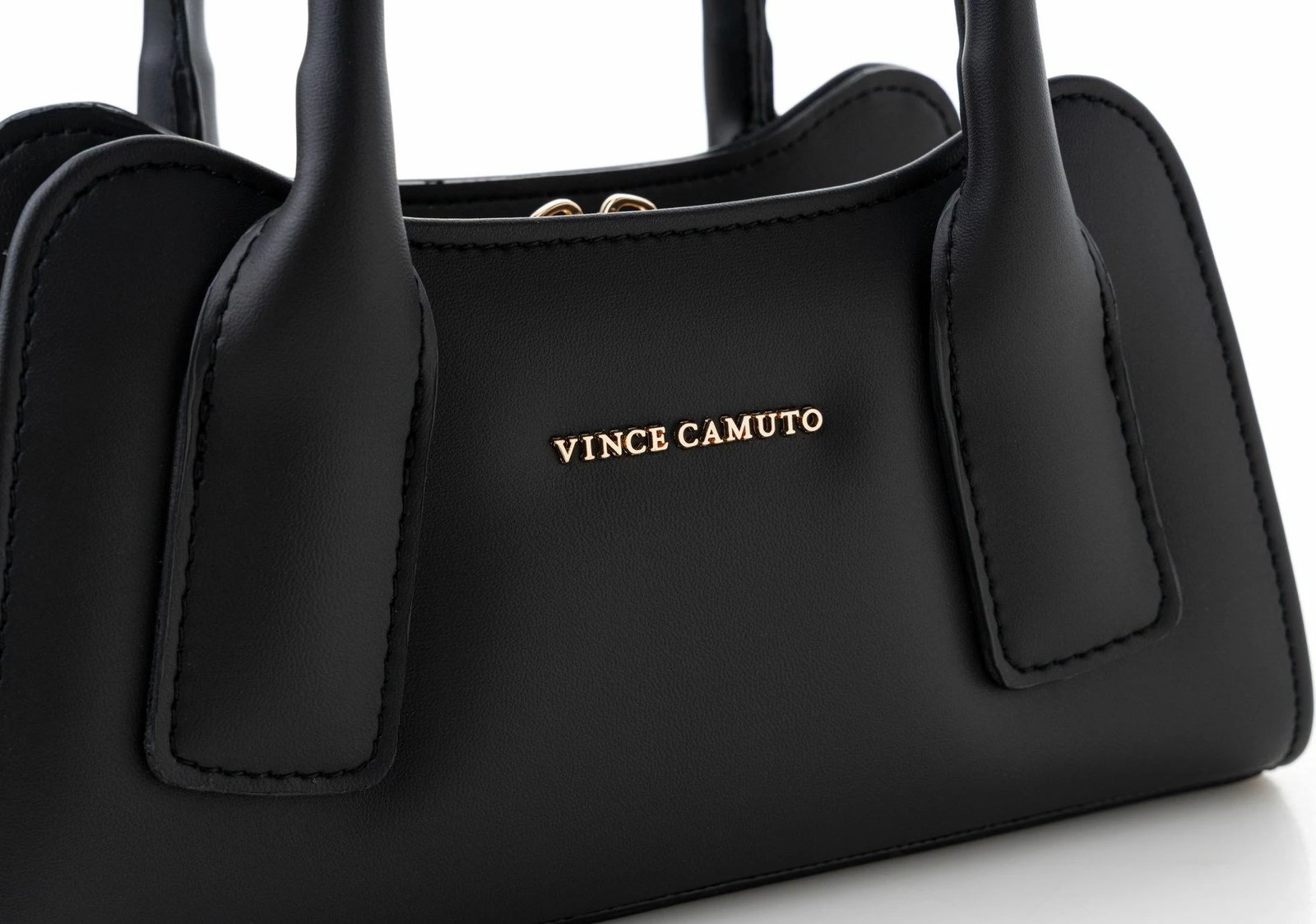 Çantë dore e zezë Vince Camuto, Bergamo