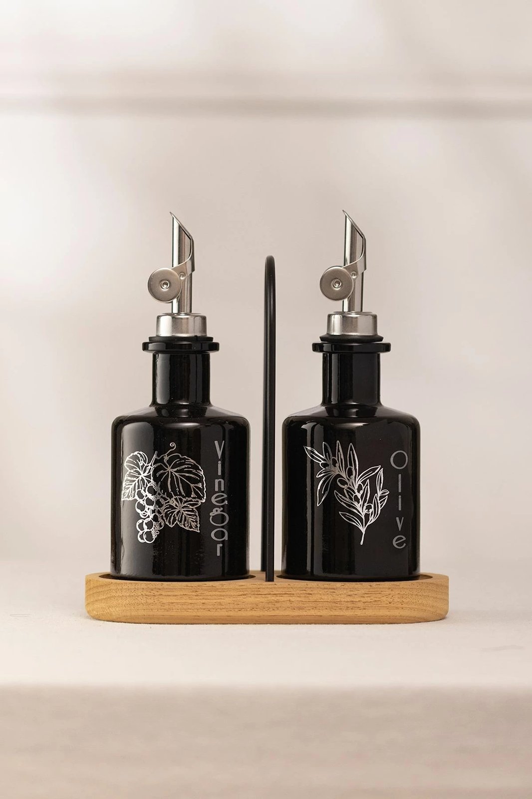 Set shpërndarës vaji (2 copë), Hermia Concept, Marbella bambu - e zezë