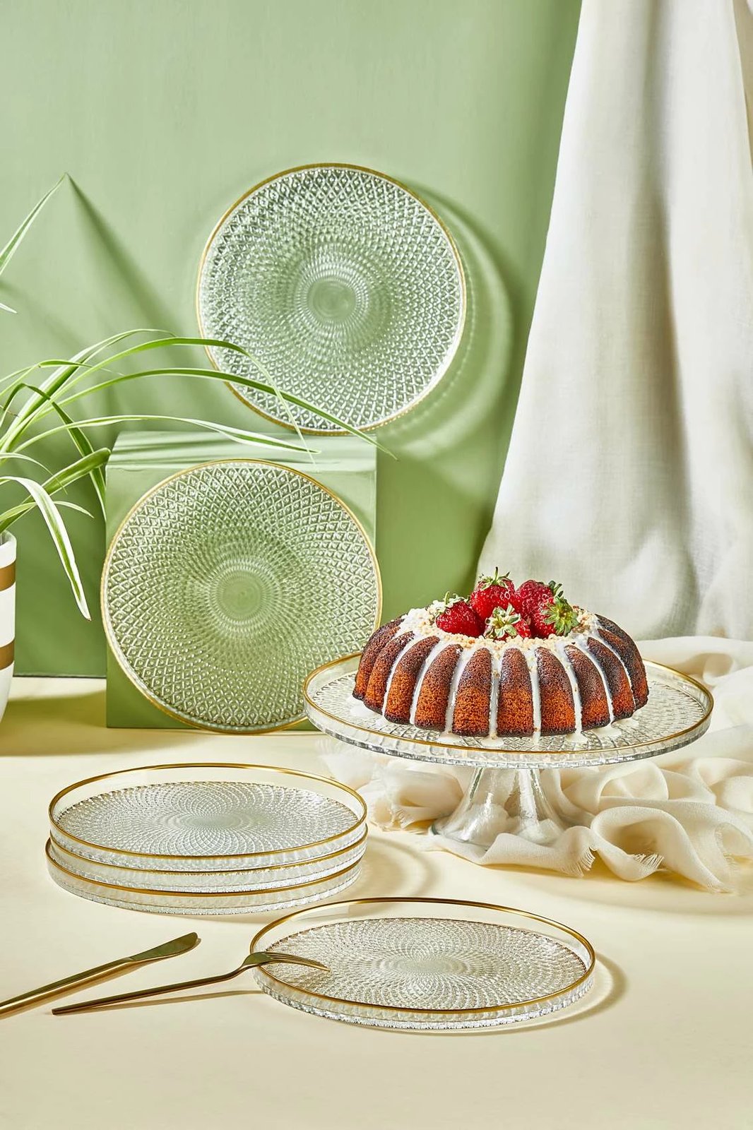 Set pjatash ëmbëlsirash (7 copë), Hermia, Mina, xham transparent