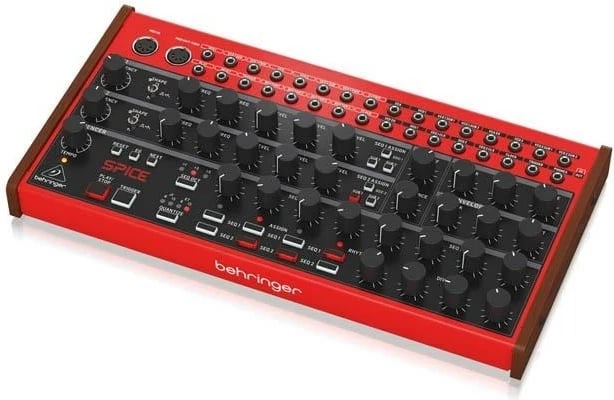 Sintetizator analog Behringer SPICE, i kuq