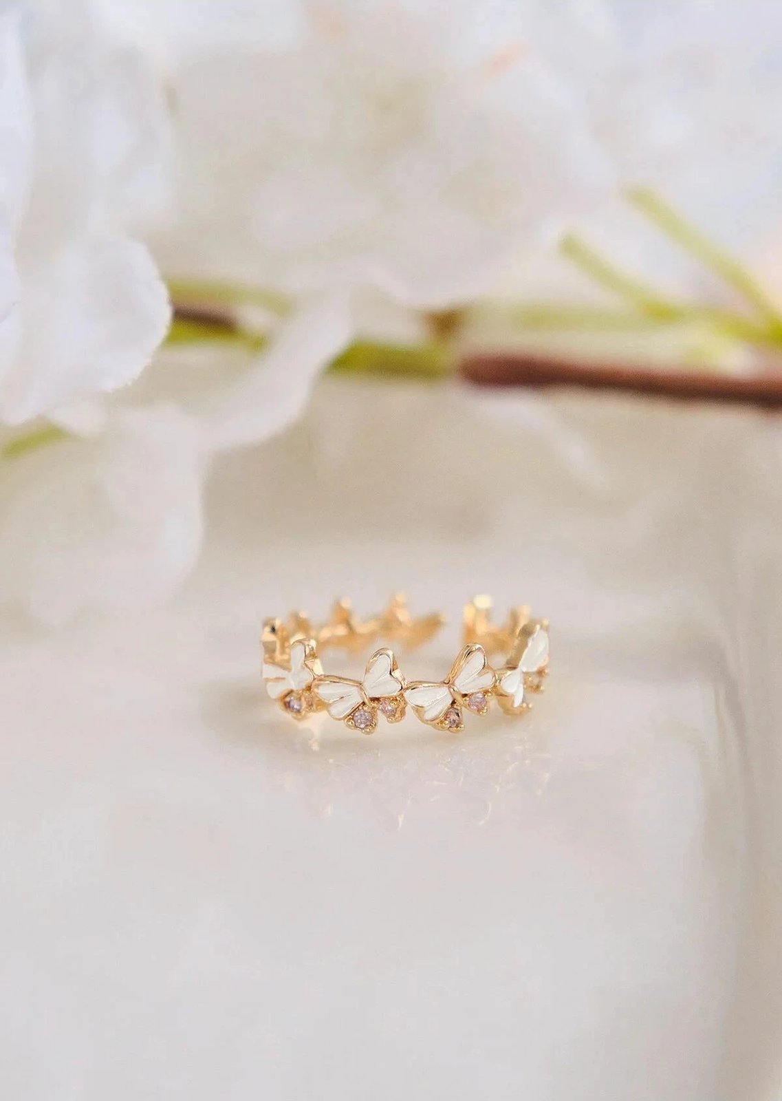 Unazë Jumeon, ngjyrë ari, me zirkon