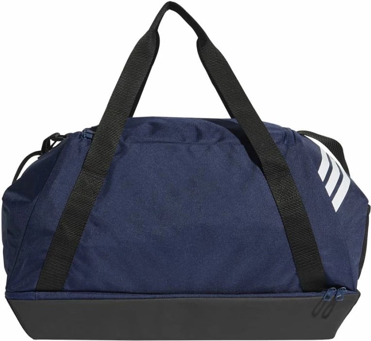 Çantë sportive adidas, mesatare