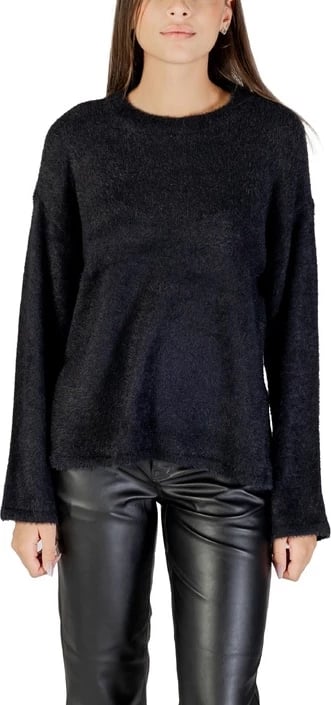 Xhemper Only femra, e zezë