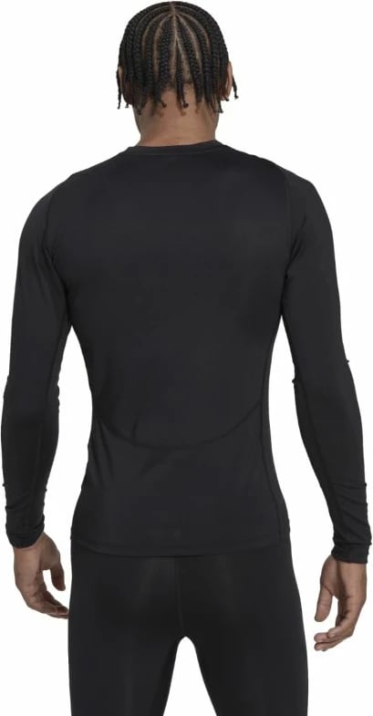 Fanellë adidas Techfit për Stërvitje me Mëngë të Gjata për Meshkuj, ngjyrë e zezë