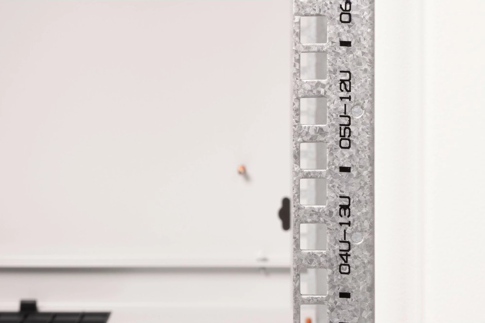 Kasë muri Digitus Unique 16HE 16U 820x600x600mm, xham, gri