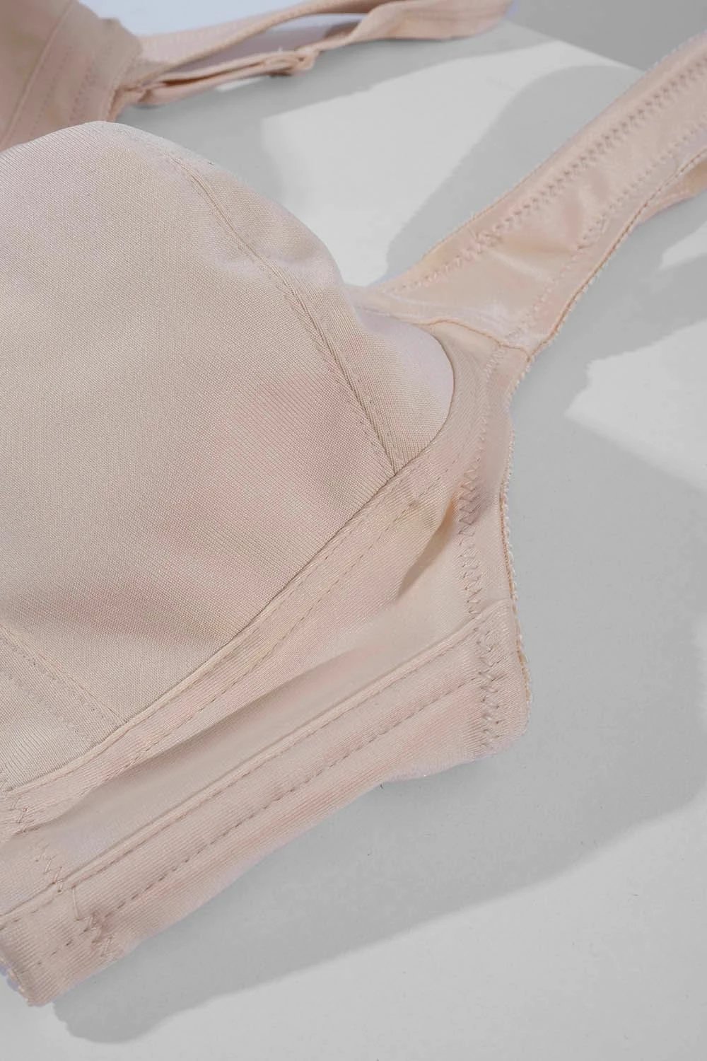 Sytjena Jumeon, nude, 1C13CSUK241.002.C00225