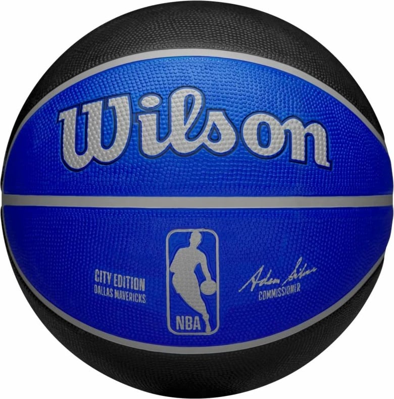 Top basketbolli Wilson, i zi dhe i kaltër