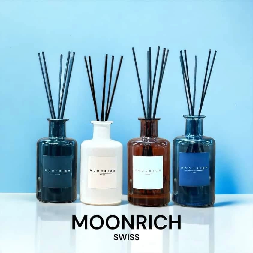 Arom me shtaga Moonrich Orchid