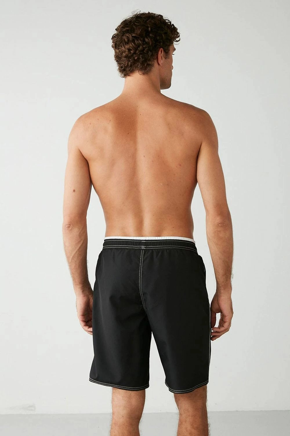 Tanga noti për meshkuj Jumeon, Dumas, e zezë