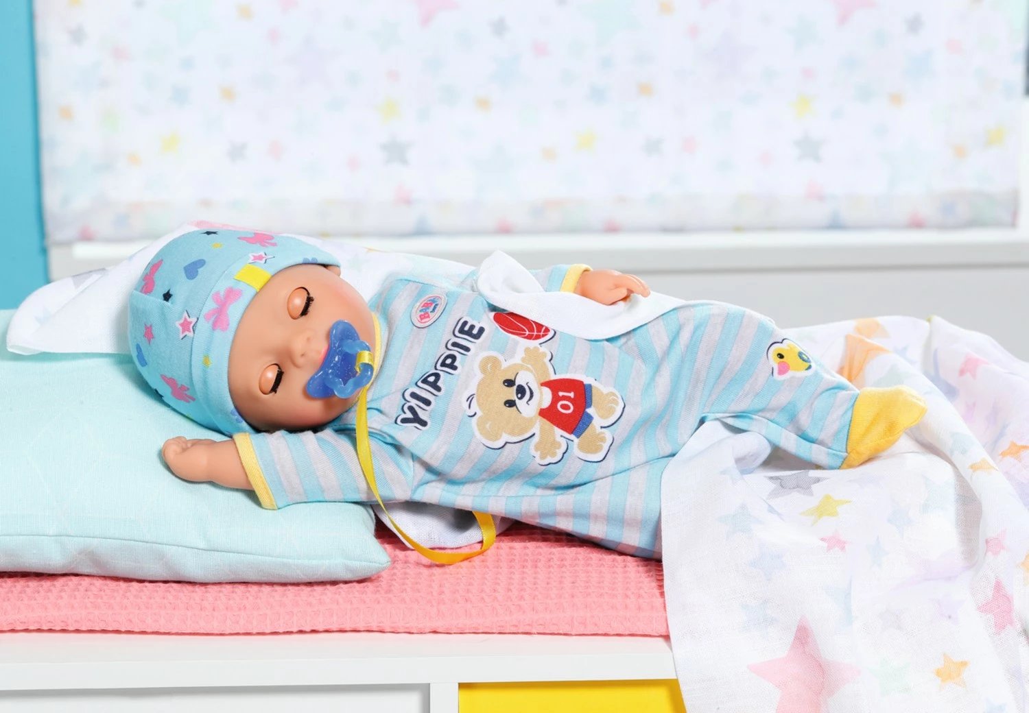 Kukull Baby Born djalë Zapf 36 cm me aksesorë, Blu