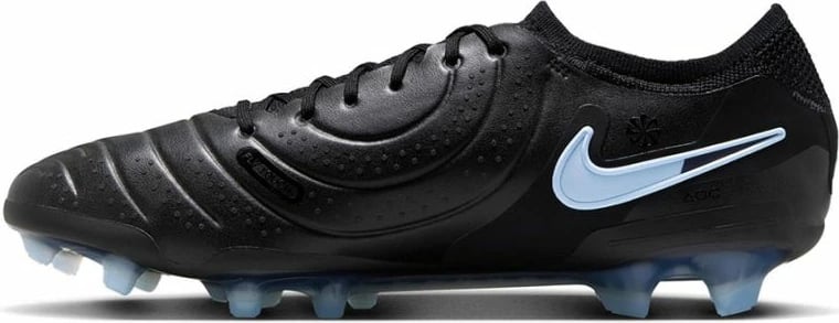 Atlete futbolli Nike, të zeza