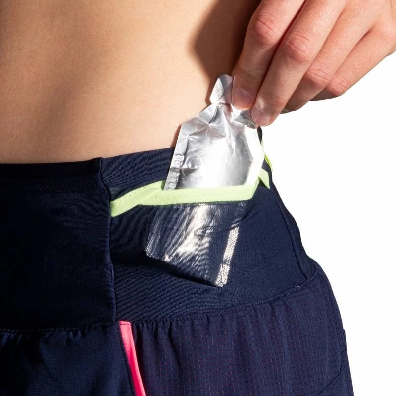 Shorce për femra Brooks, navy blue Shorce për femra Brooks, navy blue