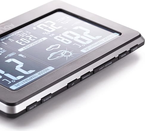 Stacion moti, Adler, AD 1175, ekran LCD i bardhë, matje temperaturë/lagështi brenda & jashtë, parashikim moti, alarme x2, sinjalizim temperature x2, sondë e jashtme 433.99 MHz, zi/argjendtë