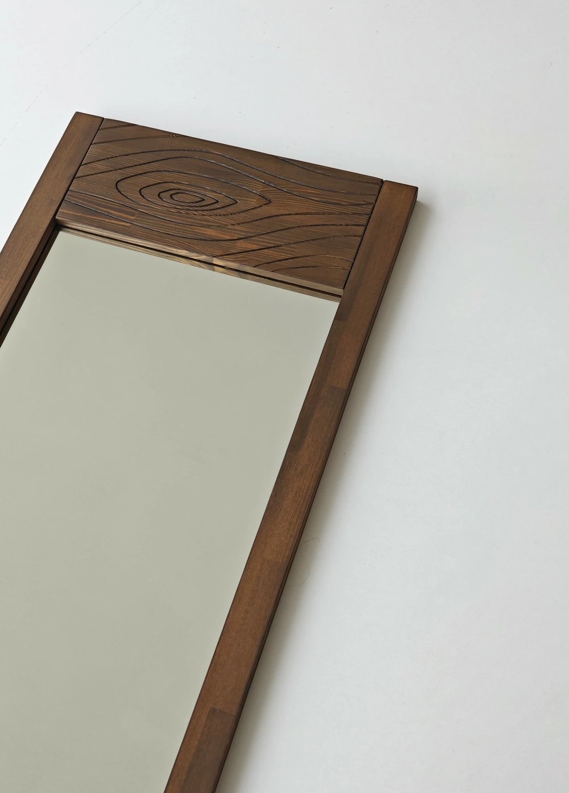 Pasqyrë Cheval, ngjyrë arre, Hanah Home, 55x155x2 cm