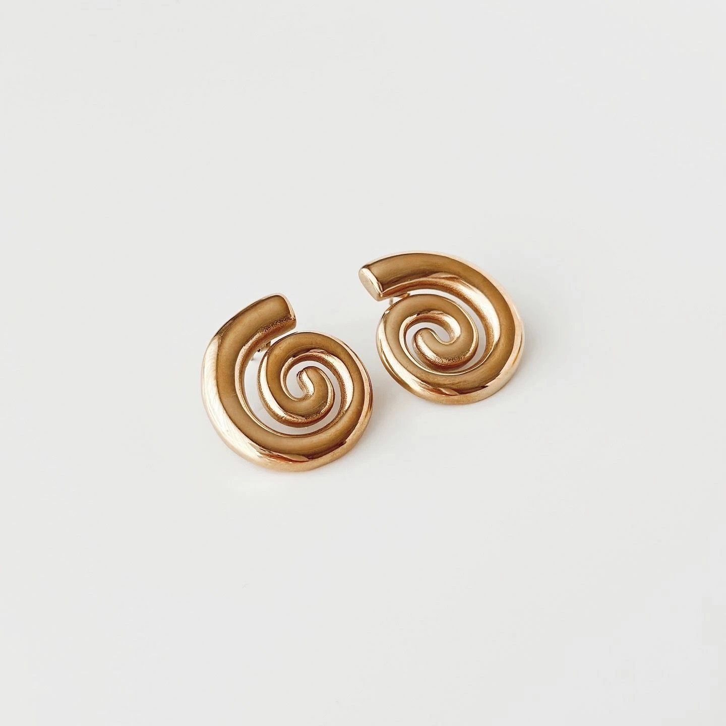 Vathë çeliku Jumeon, model spiral, ngjyrë ari, 4cm