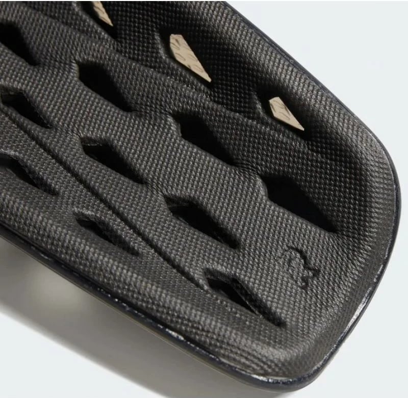 Mbrojtëse adidas për meshkuj dhe femra, të zeza