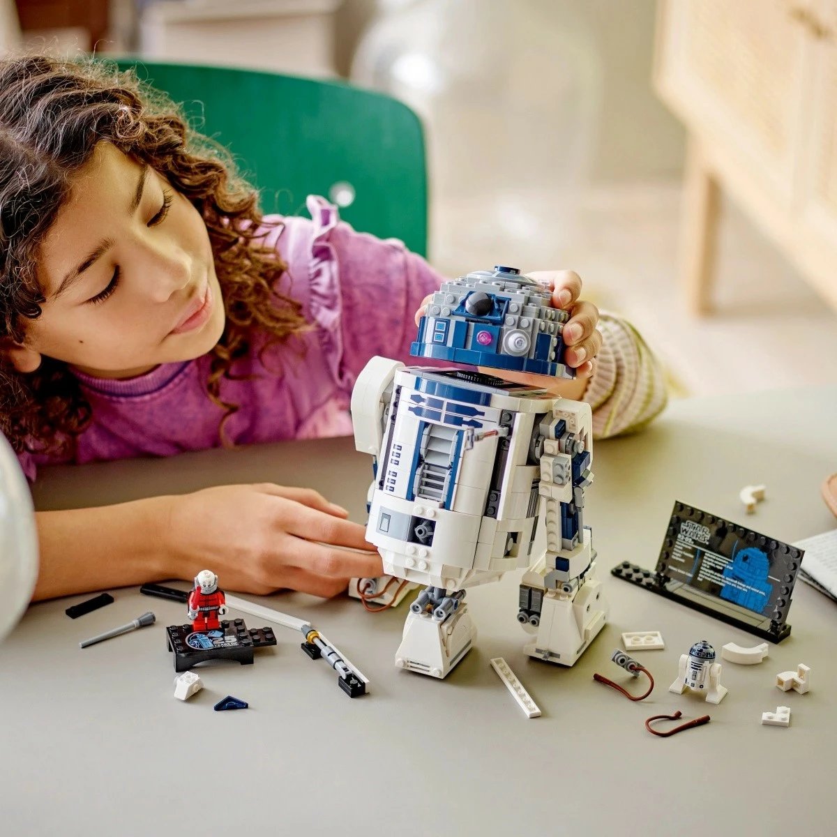 Set LEGO Star Wars R2-D2 75379, 1050 pjesë, me minifigurë Darth Malak, për fëmijë dhe të rritur, shumëngjyrësh