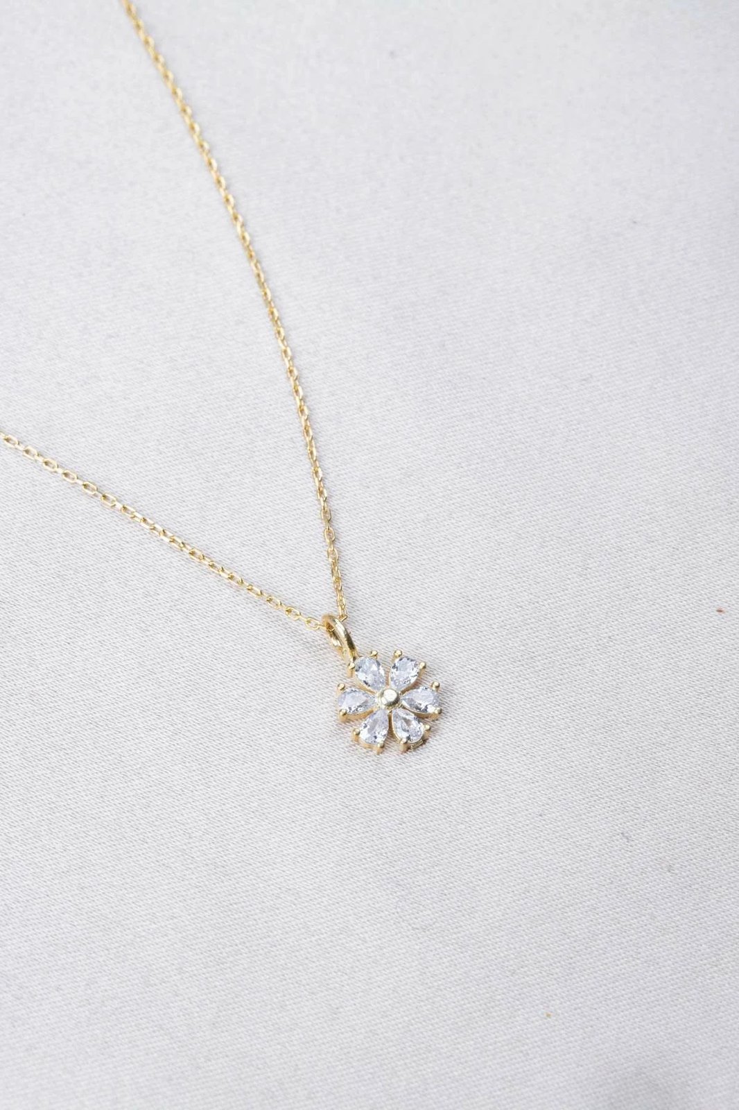 Qafore argjendi ngjyrë ari, Jumeon, ELKMD50594A