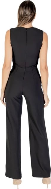 Kominoshe Rinascimento femra, e zezë Kominoshe Rinascimento femra, e zezë