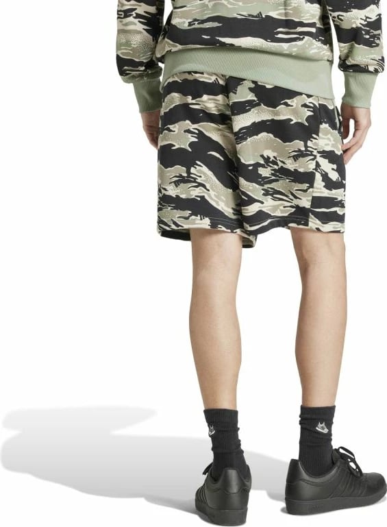 Shorce për femra adidas, të gjelbra