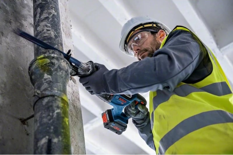 Sharrë reciproke Bosch GSA 18V-28 Professional, pa kabllo, BITURBO Brushless, 18V, blu