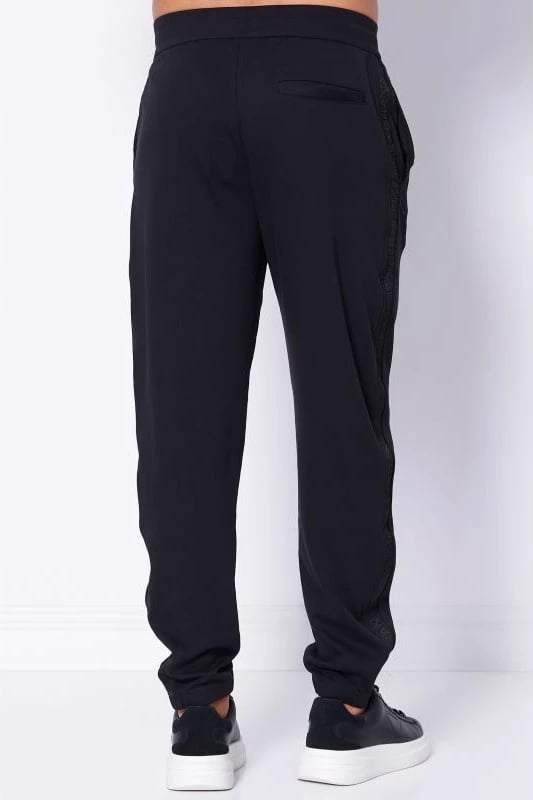 Pantallona për meshkuj Armani Exchange, të zeza